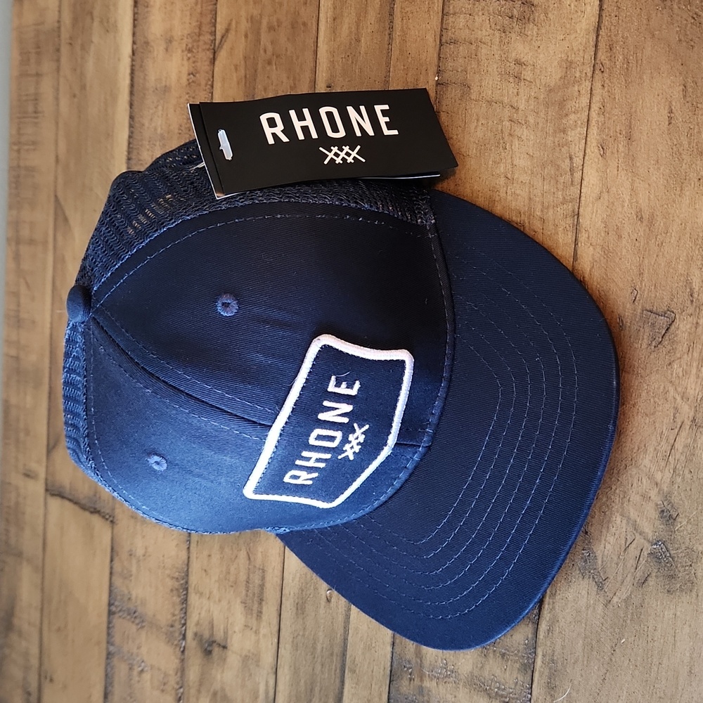 NWT Rhone Cap